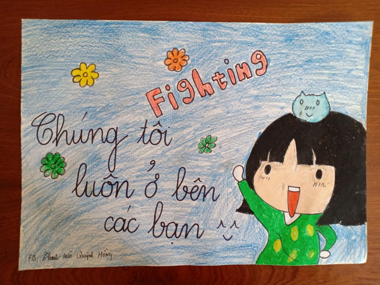 "Chúng tôi luôn ở bên bạn" là lời cổ vũ của tuổi trẻ xã Quỳnh Hồng, huyện Quỳnh Lưu, Nghệ An. "Chúng tôi luôn ở bên bạn" là lời cổ vũ của tuổi trẻ xã Quỳnh Hồng, huyện Quỳnh Lưu, Nghệ An.