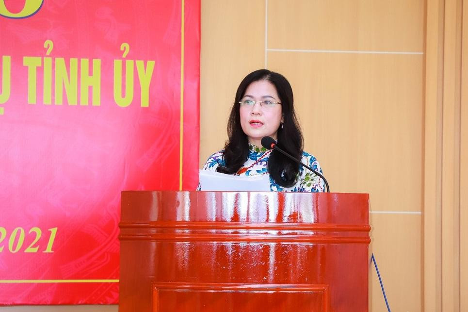 Bà Nguyễn Thị Kim Chi phát biểu nhận nhiệm vụ.