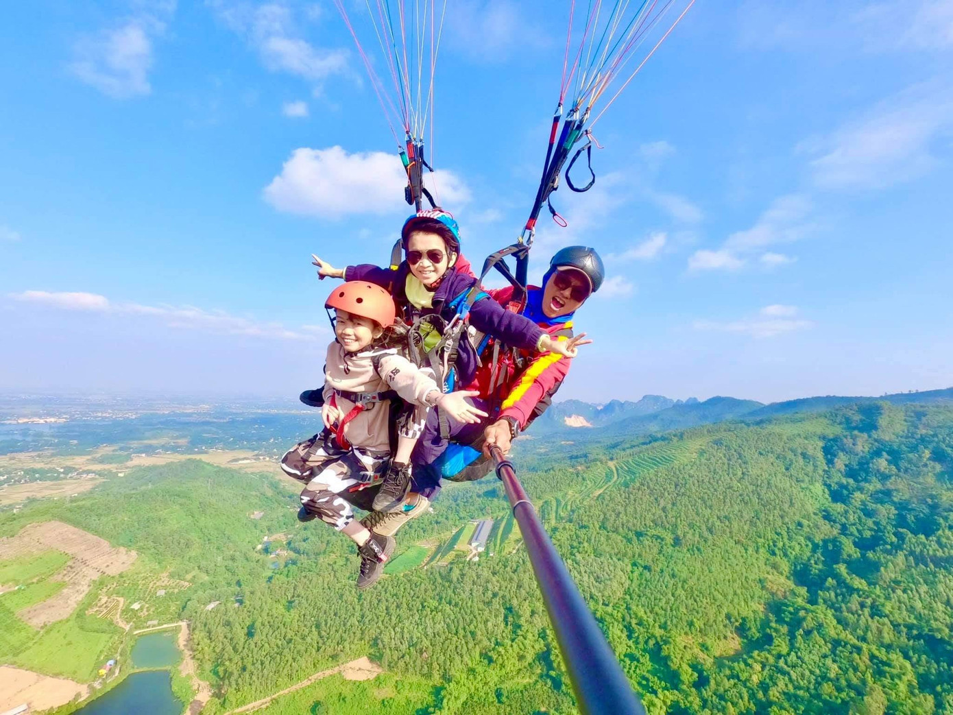 Tấm gương về nghị lực phi thường của những người khuyết tật.