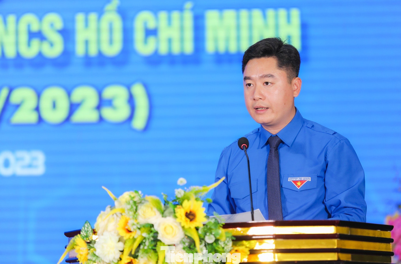 Anh Lê Văn Lương - Ủy viên BTV T.Ư Đoàn, Bí thư Tỉnh Đoàn Nghệ An phát biểu tại buổi lễ.