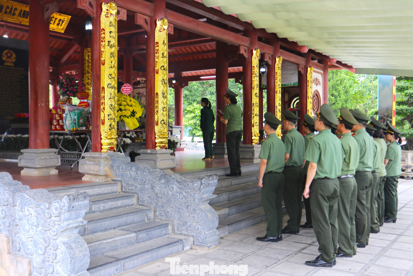 Những ngày tháng 7, hàng chục nghìn du khách khắp nơi trên mọi miền tổ quốc đã về Khu Di tích lịch sử quốc gia Truông Bồn để dâng hương, hoa tưởng nhớ các anh hùng, liệt sĩ đã hy sinh vì độc lập dân tộc.