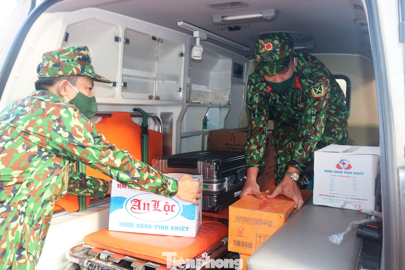 Quân khu 4 sẵn sàng lực lượng, thiết bị, phương tiện vào các tỉnh phía Nam phòng chống dịch COVID-19.