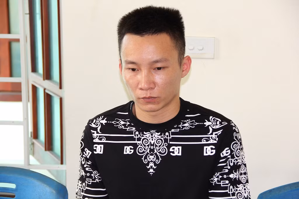 Đối tượng Lê Bảo Tín tại cơ quan công an.