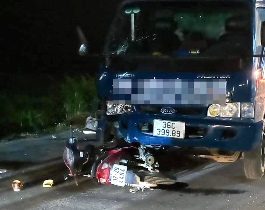 Hiện trường vụ tai nạn thương tâm.