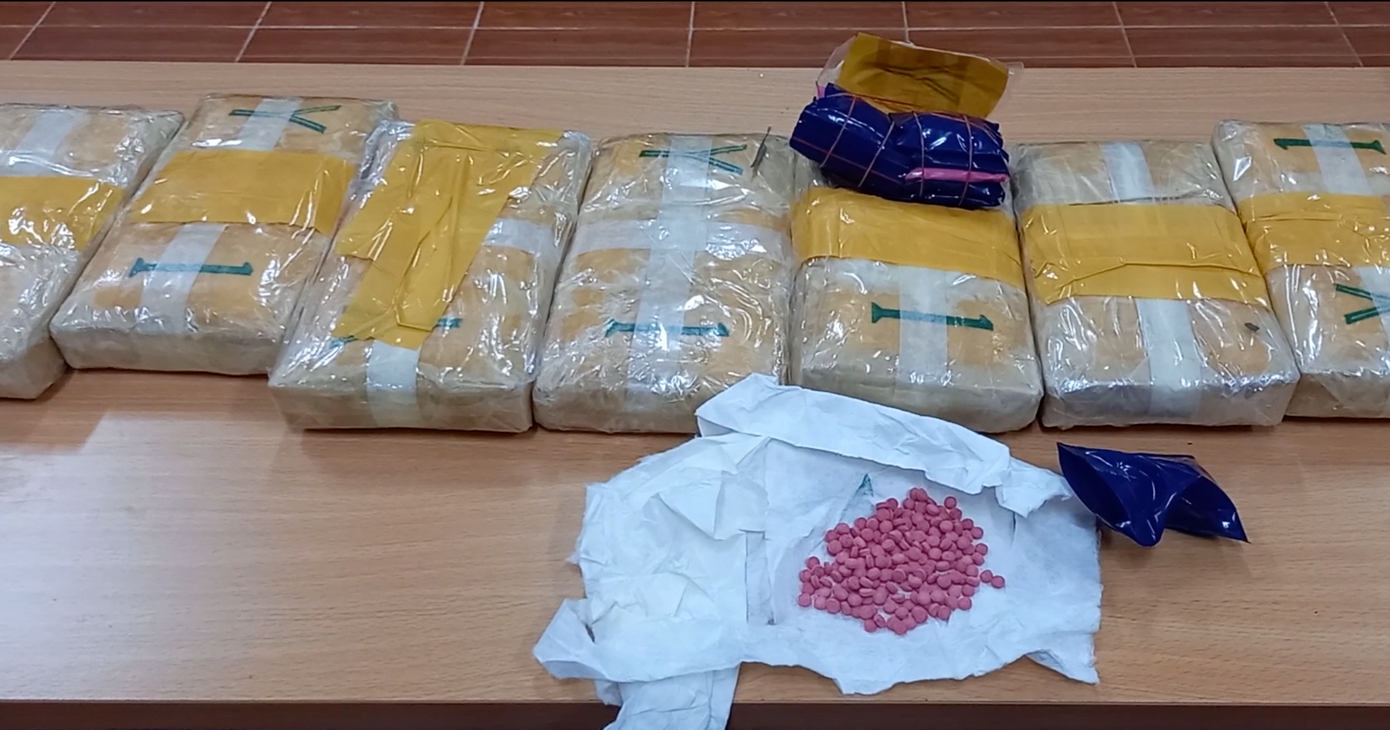 Số ma túy này có giá trị hàng tỷ đồng. Số ma túy này có giá trị hàng tỷ đồng.