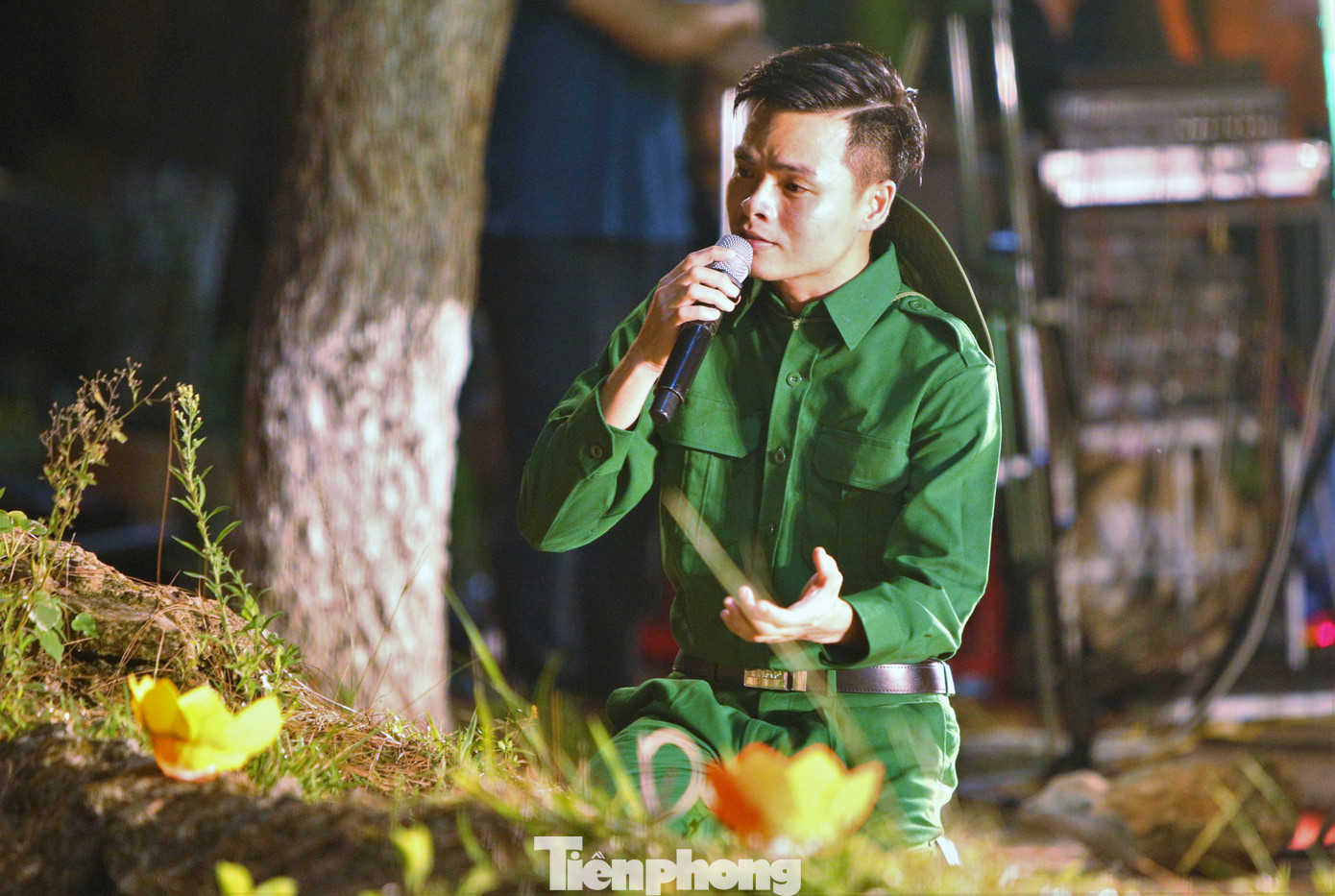 Những bài ca từng được hát trong mưa bom, bão đạn, hôm nay lại được cất lên trong những khát vọng mới của các thế hệ trẻ.