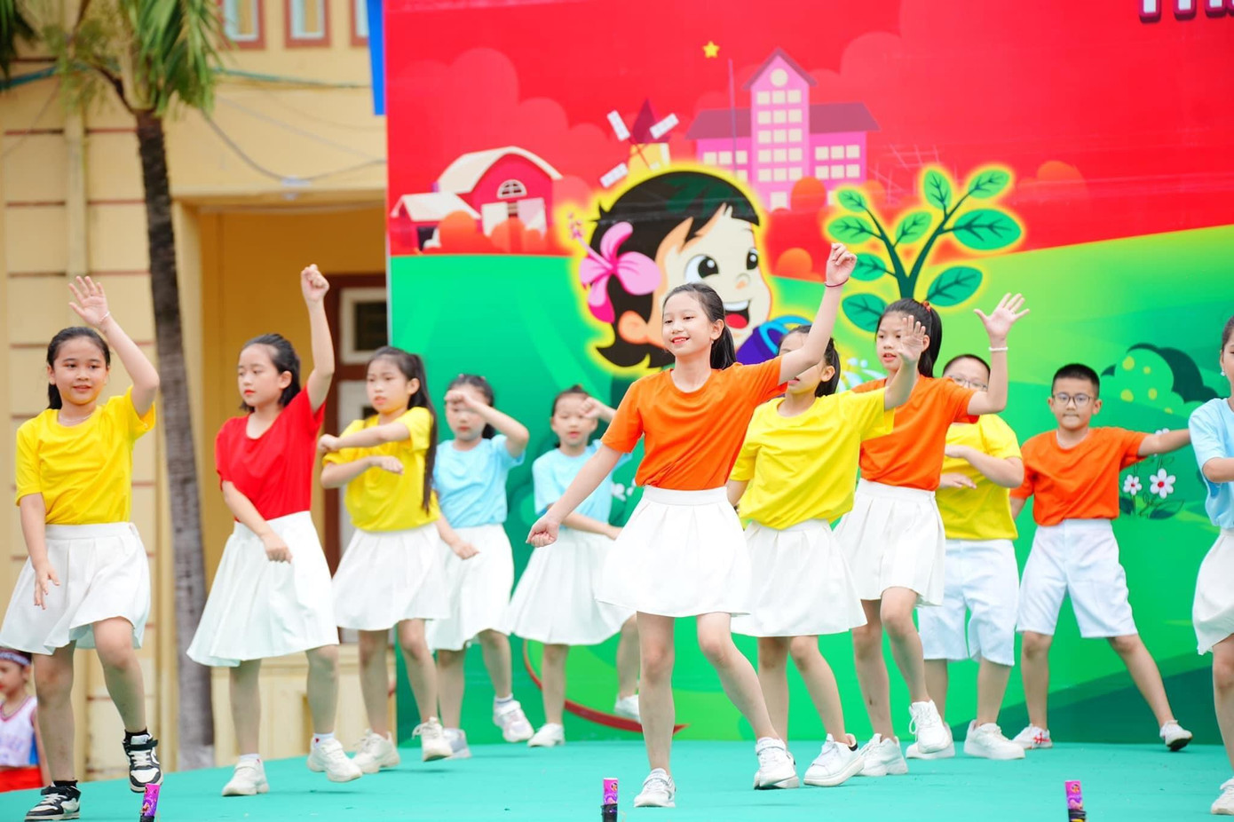 Tại Nghệ An, chương trình cũng là một trong những mô hình chuyển đổi số lớn nhất trong các hoạt động của Đội hiện nay nhằm đưa ứng dụng của công nghệ thông tin vào các hoạt động trải nghiệm, các sân chơi bổ ích giúp các em có cơ hội để phát triển năng lực bản thân; tạo thuận lợi cho các em vừa vui chơi, vừa rèn luyện, vừa trải nghiệm thực tiễn với phương châm “Học mà chơi, chơi mà học”.