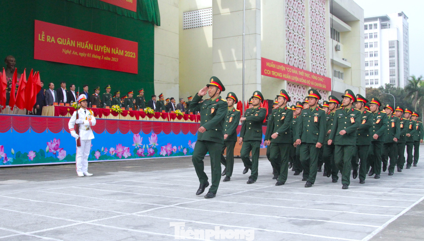 Năm 2023, lực lượng vũ trang tỉnh Nghệ An quán triệt và tổ chức thực hiện Nghị quyết số 1659 của Quân ủy Trung ương; Nghị quyết số 755 của Đảng ủy Quân khu; Mệnh lệnh số 124 của Tư lệnh Quân khu và Nghị quyết của Đảng ủy Quân sự tỉnh về lãnh đạo thực hiện nhiệm vụ quân sự, quốc phòng năm 2023; tập trung huấn luyện cho các đối tượng theo phương châm "Cơ bản, thiết thực, vững chắc”, coi trọng huấn luyện đồng bộ, chuyên sâu.