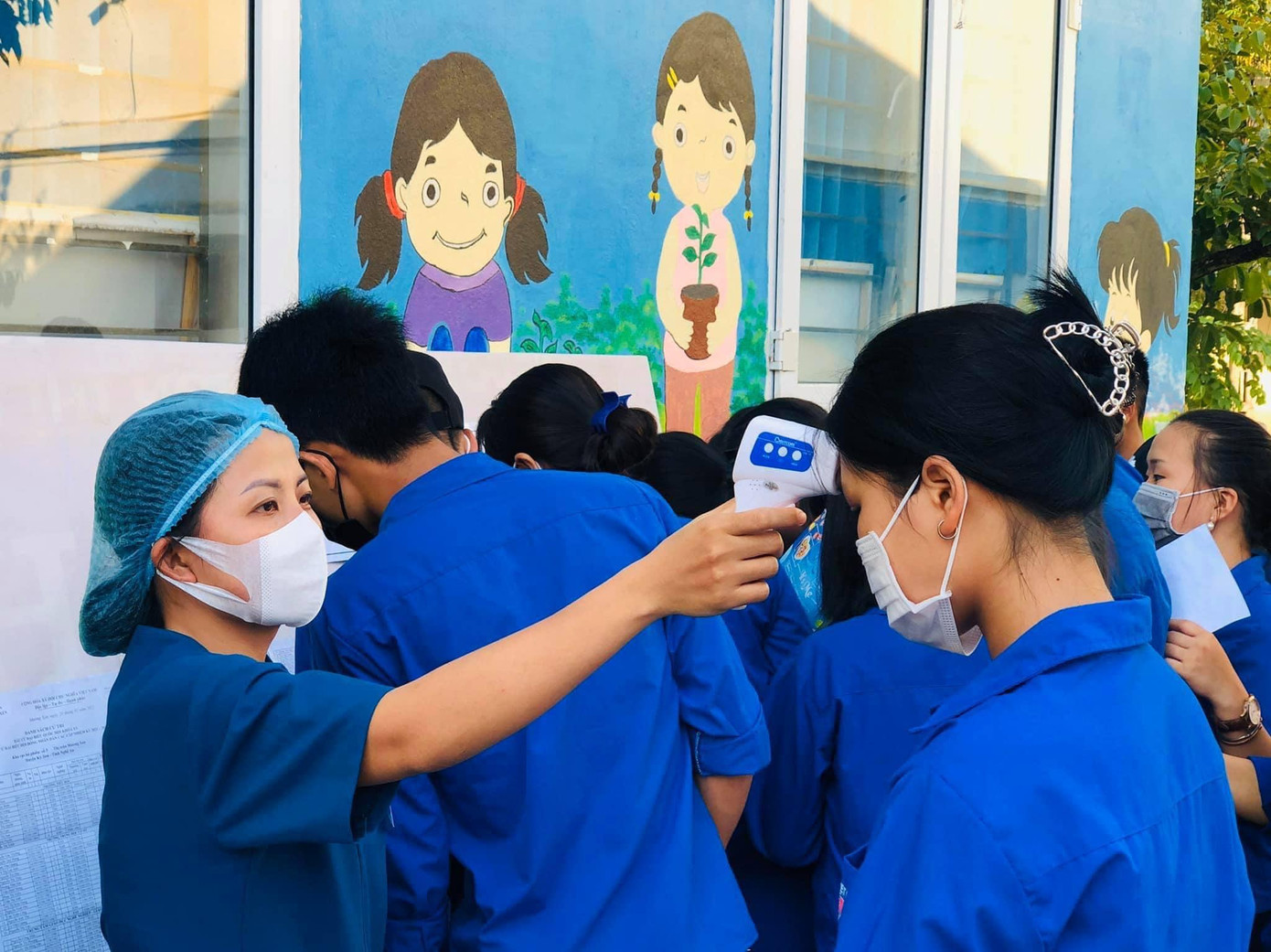 Bí thư Tỉnh đoàn Nghệ An Lê Văn Lương cho biết: &quot;Hướng tới ngày bầu cử Đại biểu Quốc hội khóa XV và HĐND các cấp nhiệm kỳ 2021-2026, tuổi trẻ Nghệ An đã có nhiều hoạt động thiết thực từ khâu tuyên truyền, chuẩn bị đến ngày hội chính thức. Không chỉ là lực lượng hỗ trợ ngày bầu cử được diễn ra thành công, cử tri trẻ tỉnh nhà còn thực hiện đầy đủ nghĩa vụ, quyền công dân của mình, gửi gắm lá phiếu đến đại biểu ưu tú nhất&quot;.