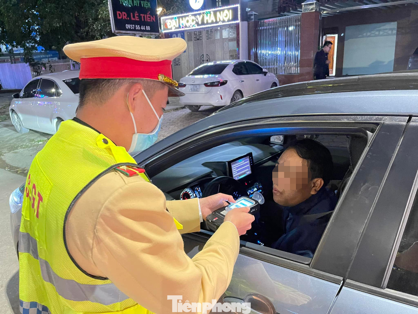 CSGT Nghệ An đã xử lý 1.219 tài xế vi phạm nồng độ cồn chỉ trong vòng 1 tháng. CSGT Nghệ An đã xử lý 1.219 tài xế vi phạm nồng độ cồn chỉ trong vòng 1 tháng.