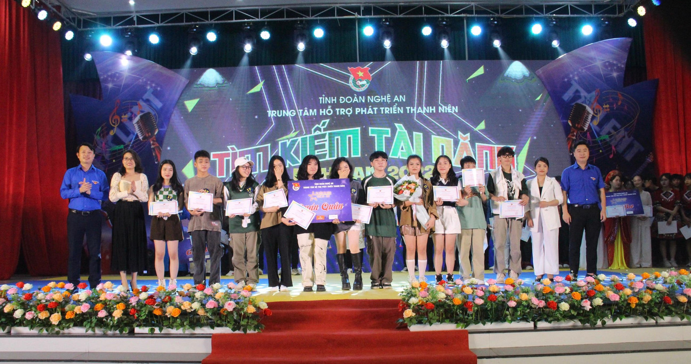 Kết quả chung cuộc, Ban tổ chức đã trao 1 giải thí sinh được khán giả bình chọn nhiều nhất, 6 giải Triển vọng, 3 giải Ba, 2 giải Nhì và giải Quán quân.