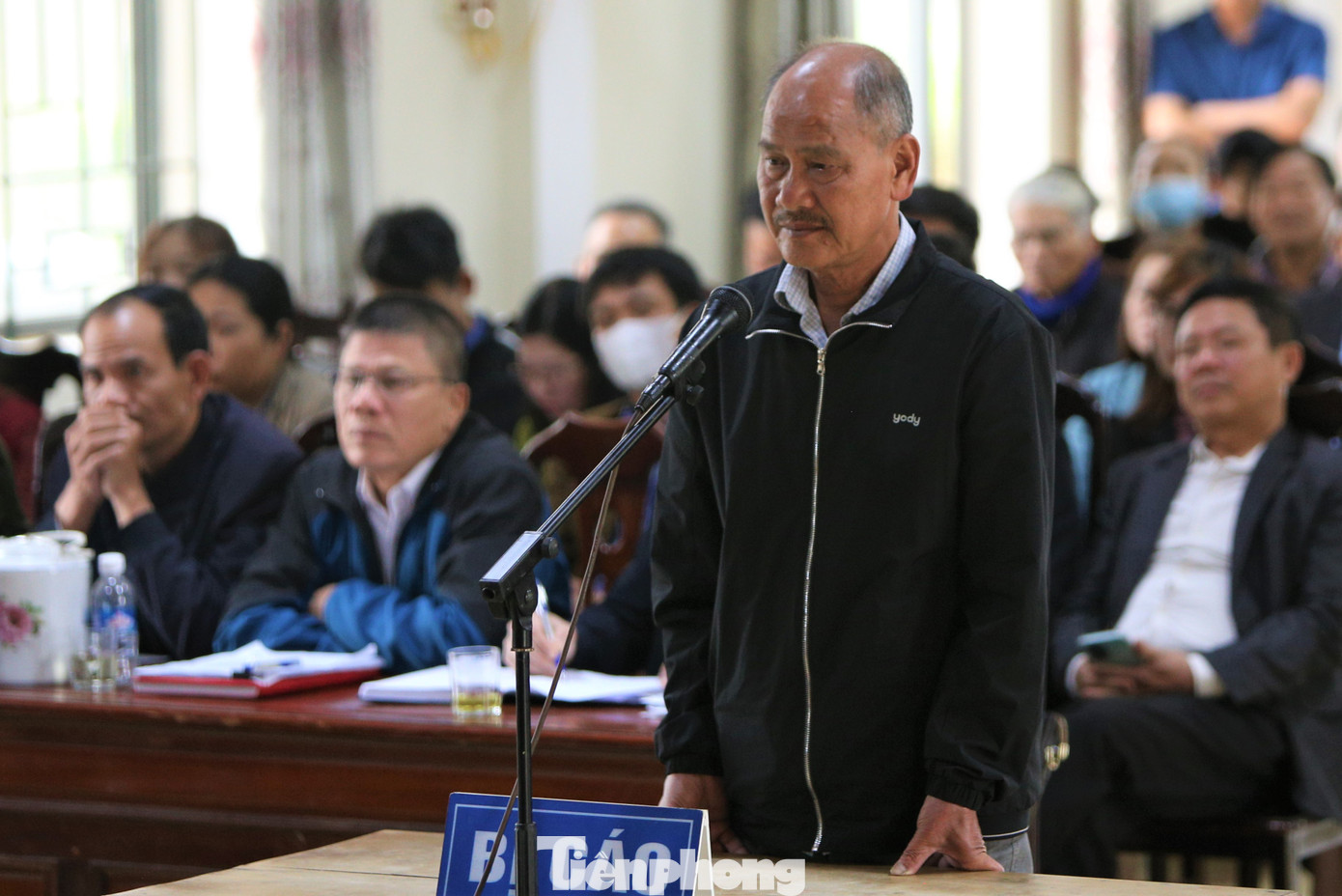 Bị cáo Lê Quang Vinh tại tòa. Bị cáo Lê Quang Vinh tại tòa.