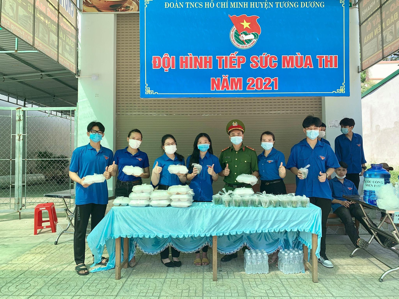 Trong Kỳ thi Tuyển sinh lớp 10, Nghệ An có 36.407 thí sinh đăng ký tuyển sinh. Ảnh: Thúy Quỳnh. Trong Kỳ thi Tuyển sinh lớp 10, Nghệ An có 36.407 thí sinh đăng ký tuyển sinh. Ảnh: Thúy Quỳnh.