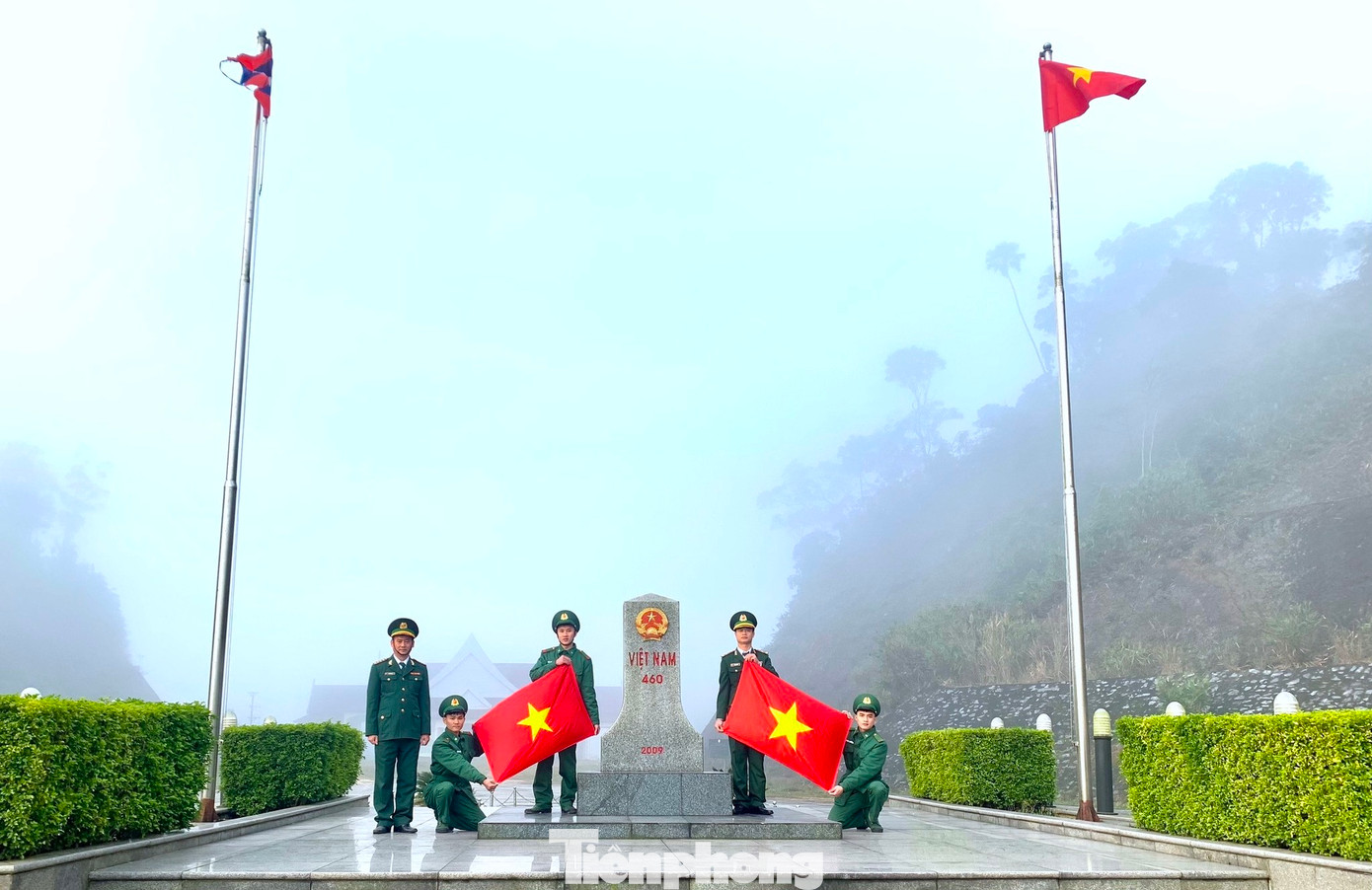 Bộ đội Biên phòng Nghệ An (BĐBP) được giao nhiệm vụ quản lý, bảo vệ hơn 468 km đường biên giới, tiếp giáp với ba tỉnh của nước Cộng hòa dân chủ nhân dân Lào (Hủa Phăn, Xiêng Khoảng, Bô ly Khăm Xay) và 82 km bờ biển; đồng thời, có nhiệm vụ bảo vệ những cơ quan đầu não, các mục tiêu chính trị, kinh tế trọng yếu ở nội địa của tỉnh Nghệ An.