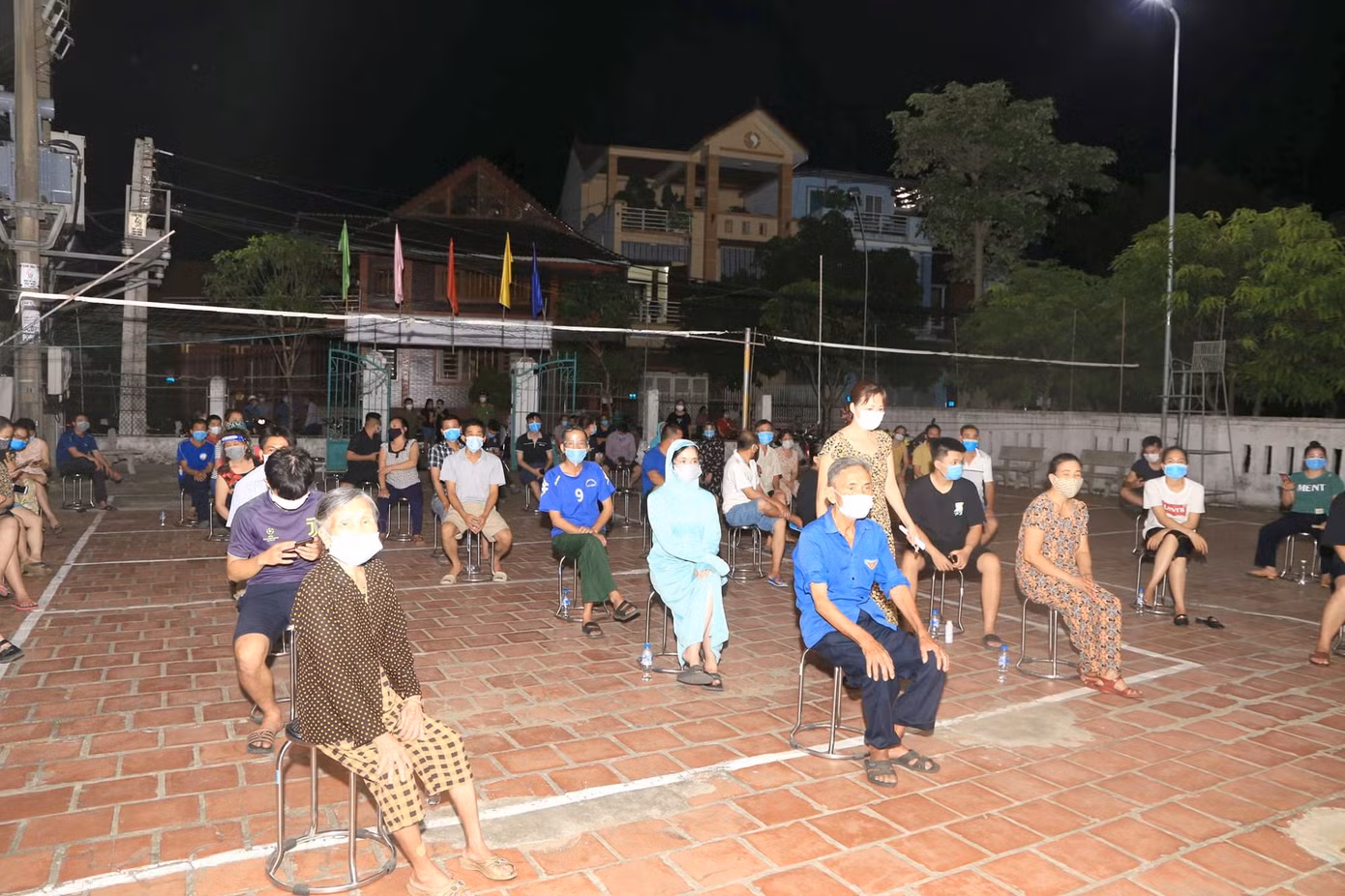 TP. Vinh đã phát hiện hơn 100 ca F0 trong cộng đồng sau 5 lần xét nghiệm diện rộng trước đó