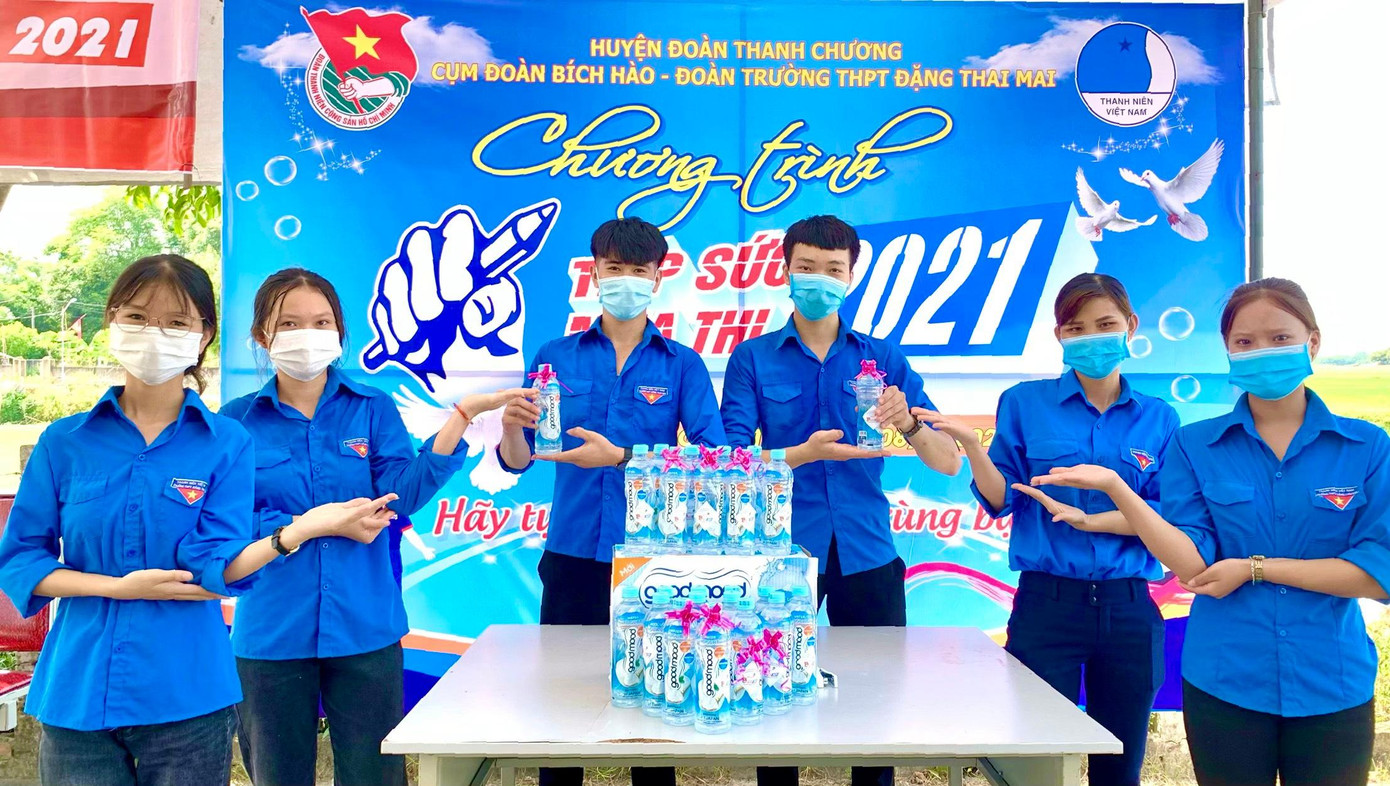 Góc cổ động nhí nhảnh của tuổi trẻ cụm Bích Hào - Huyện đoàn Thanh Chương. Góc cổ động nhí nhảnh của tuổi trẻ cụm Bích Hào - Huyện đoàn Thanh Chương.