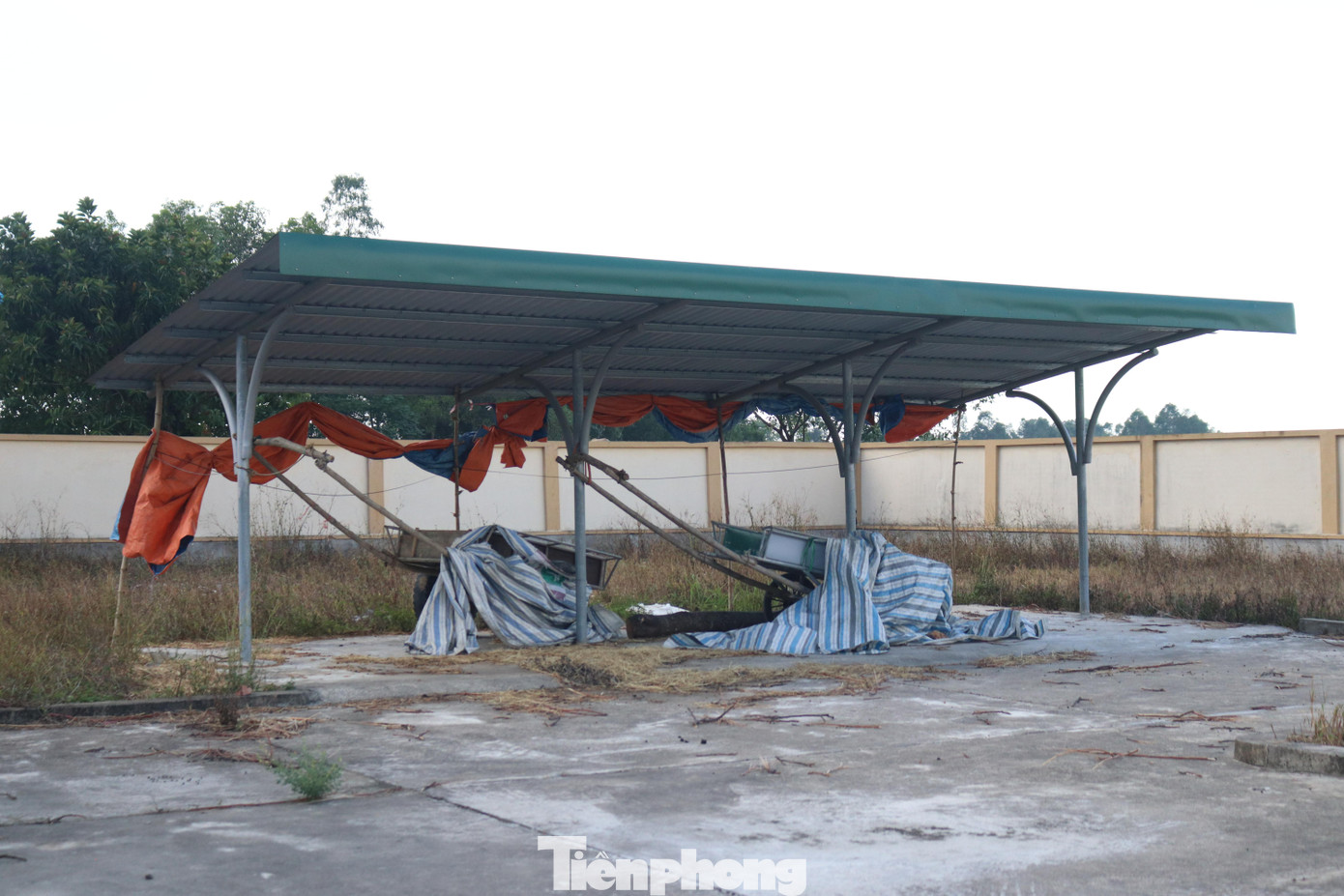 Hiện UBND huyện Hưng Nguyên đang kêu gọi một số đơn vị vào để đầu tư, hợp tác vận hành nhà máy, sớm có nước sạch phục vụ nhân dân.