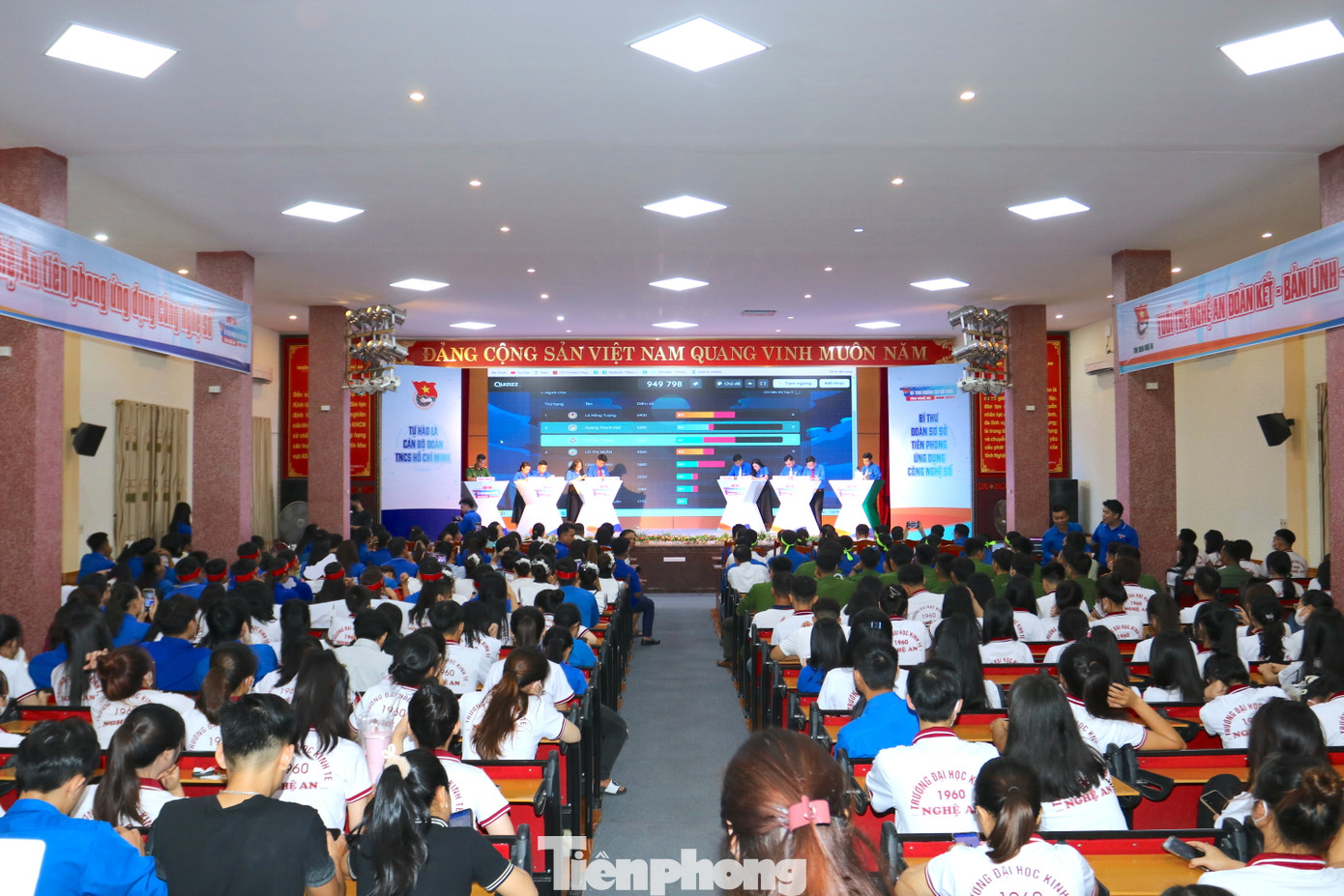 Toàn cảnh vòng thi chung kết Hội thi Bí thư Đoàn cơ sở giỏi cấp tỉnh Nghệ An 2023.