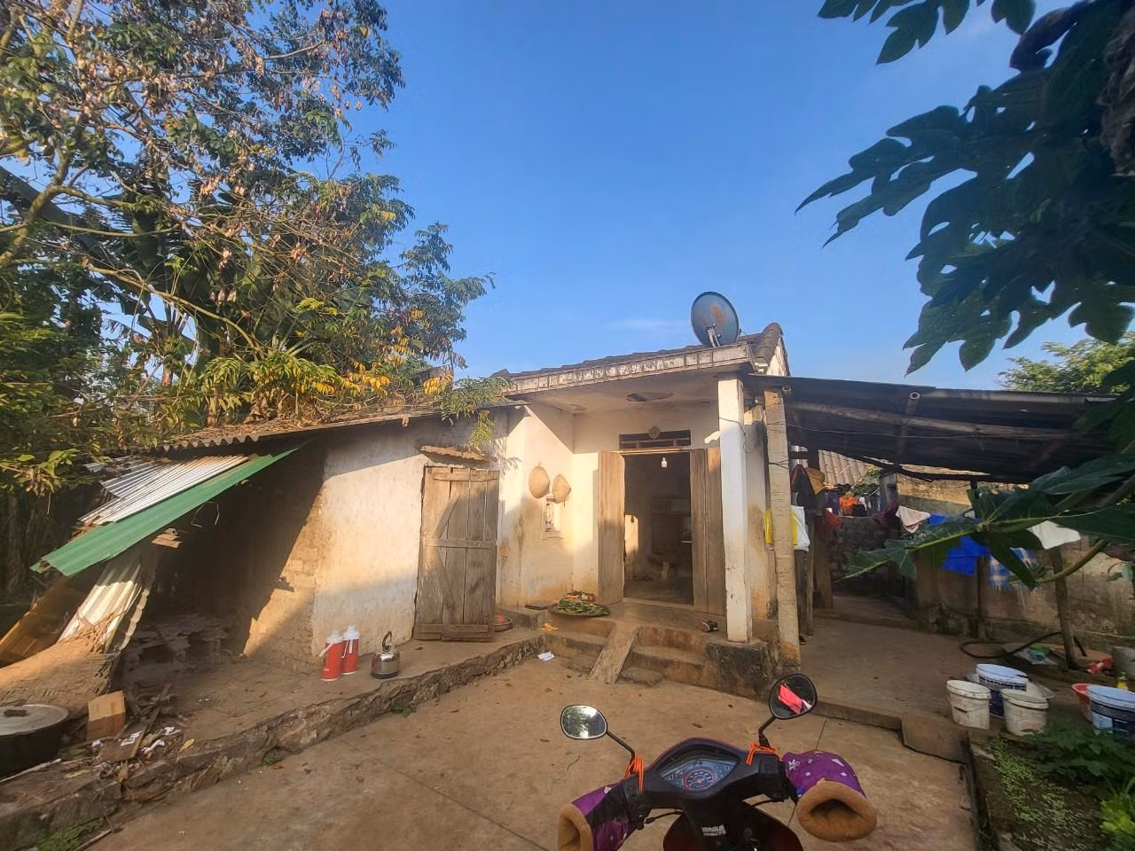 Ngôi nhà cũ của gia đình cựu TNXP Phạm Xuân Sinh.