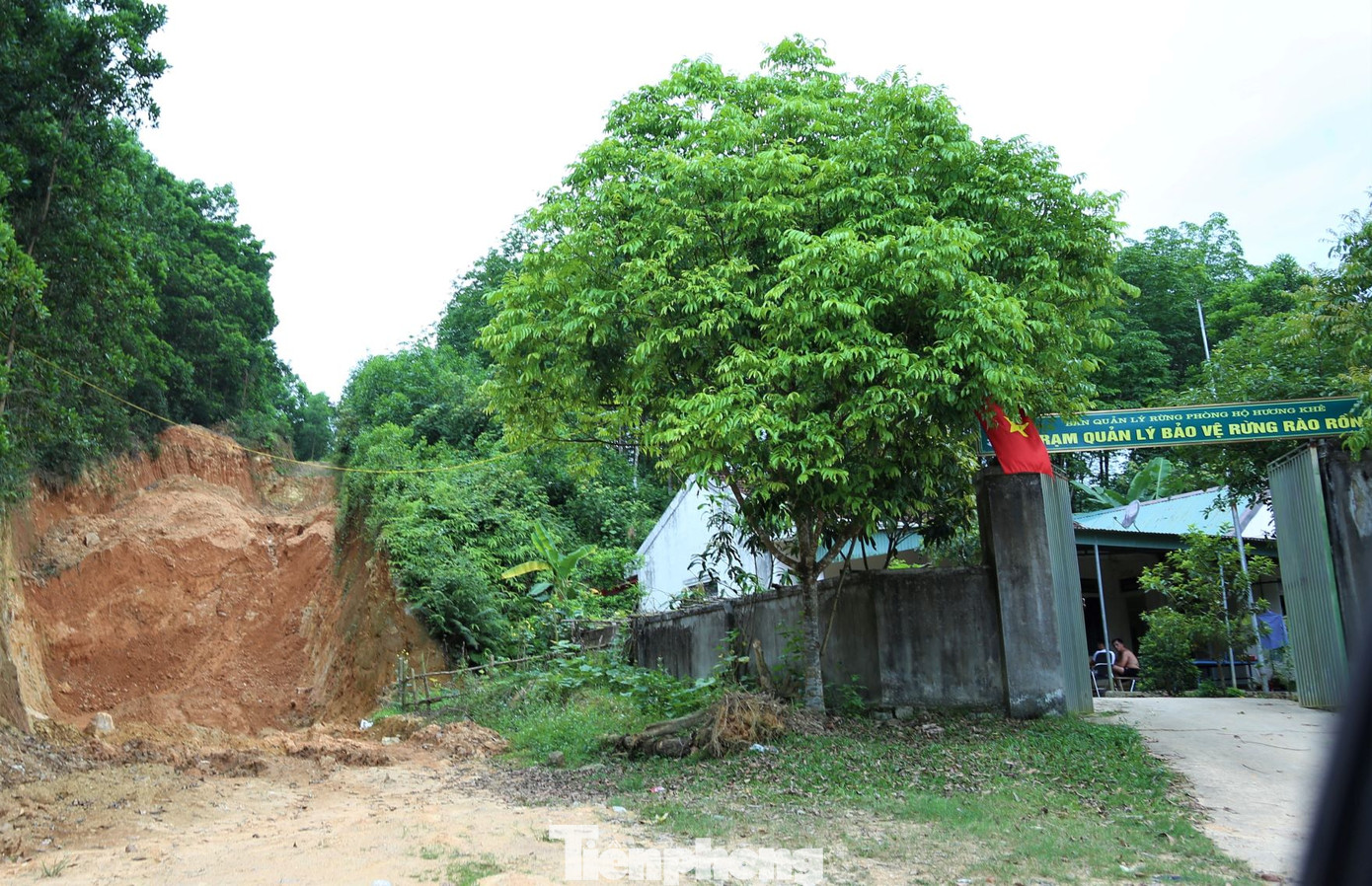 Trạm quản lý bảo vệ rừng Rào Rồng (xã Phúc Trạch, huyện Hương Khê). Trạm quản lý bảo vệ rừng Rào Rồng (xã Phúc Trạch, huyện Hương Khê).