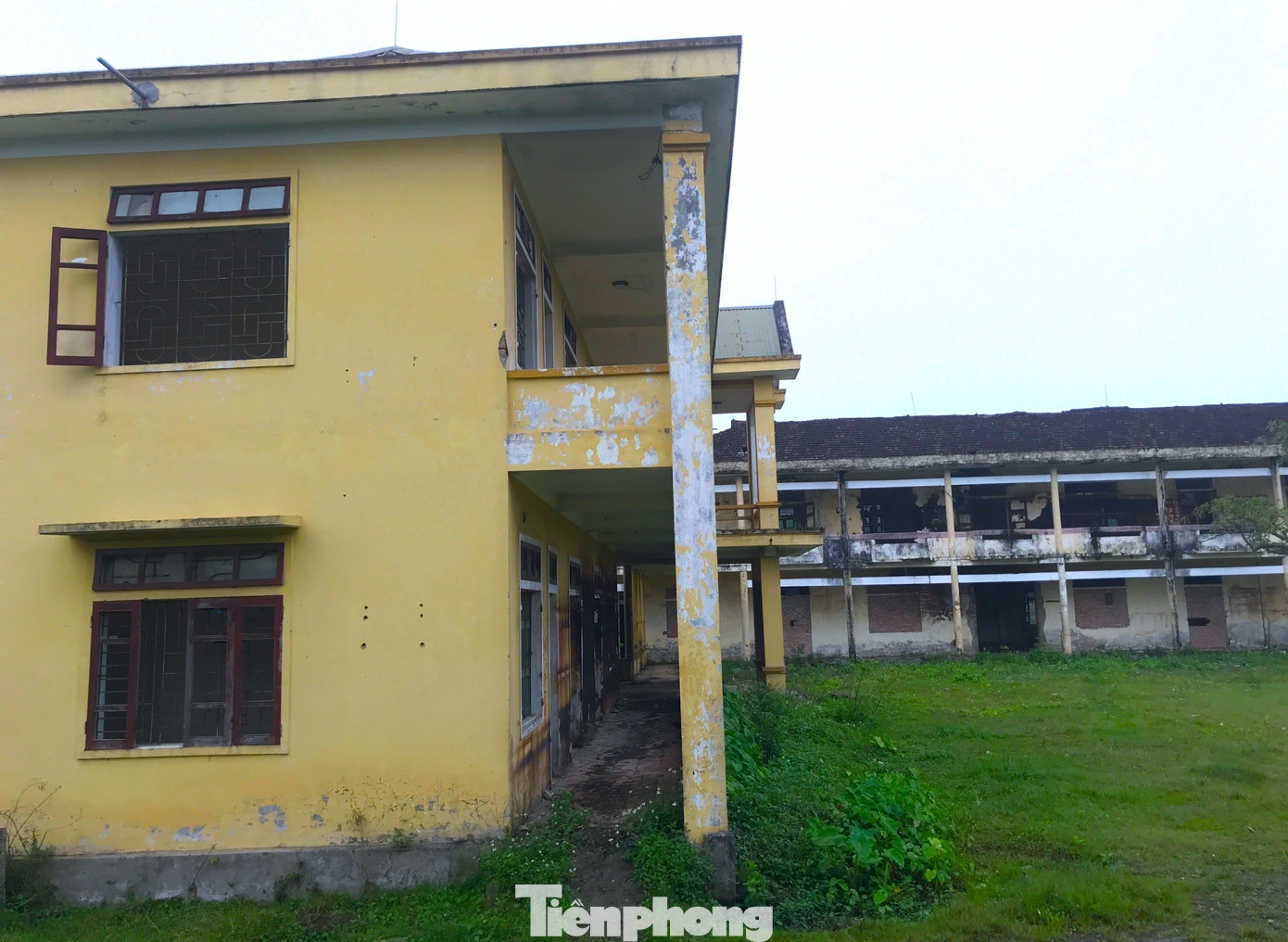 Được biết, trong năm học 2022 – 2023, phường Đông Vĩnh có 1.647 học sinh mầm non, 795 học sinh tiểu học và 797 học sinh trung học cơ sở. Dân số của phường này lên đến 14.000 người.