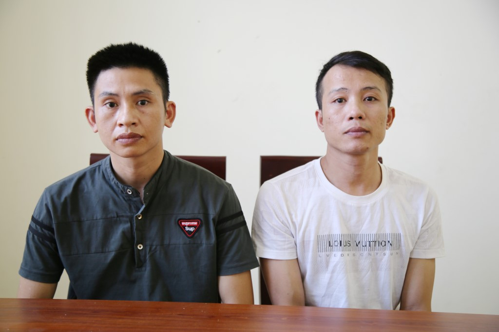 Hai đối tượng Tuấn và Huy tại cơ quan công an. Hai đối tượng Tuấn và Huy tại cơ quan công an.