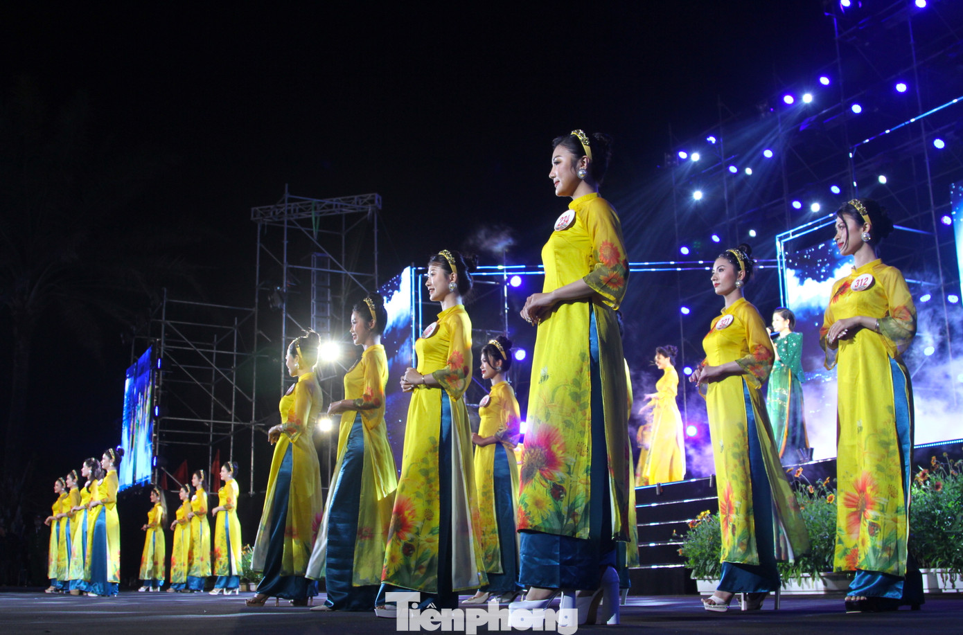 Qua tuyển chọn từ vòng sơ khảo, Ban tổ chức đã lựa chọn 50 thí sinh xuất sắc nhất đi tiếp vào vòng bán kết và tổ chức trong 2 ngày 11-12/3. Sau khi vòng bán kết diễn ra, Ban tổ chức đã lựa chọn 29 thí sinh xuất sắc nhất vào vòng chung kết tranh tài