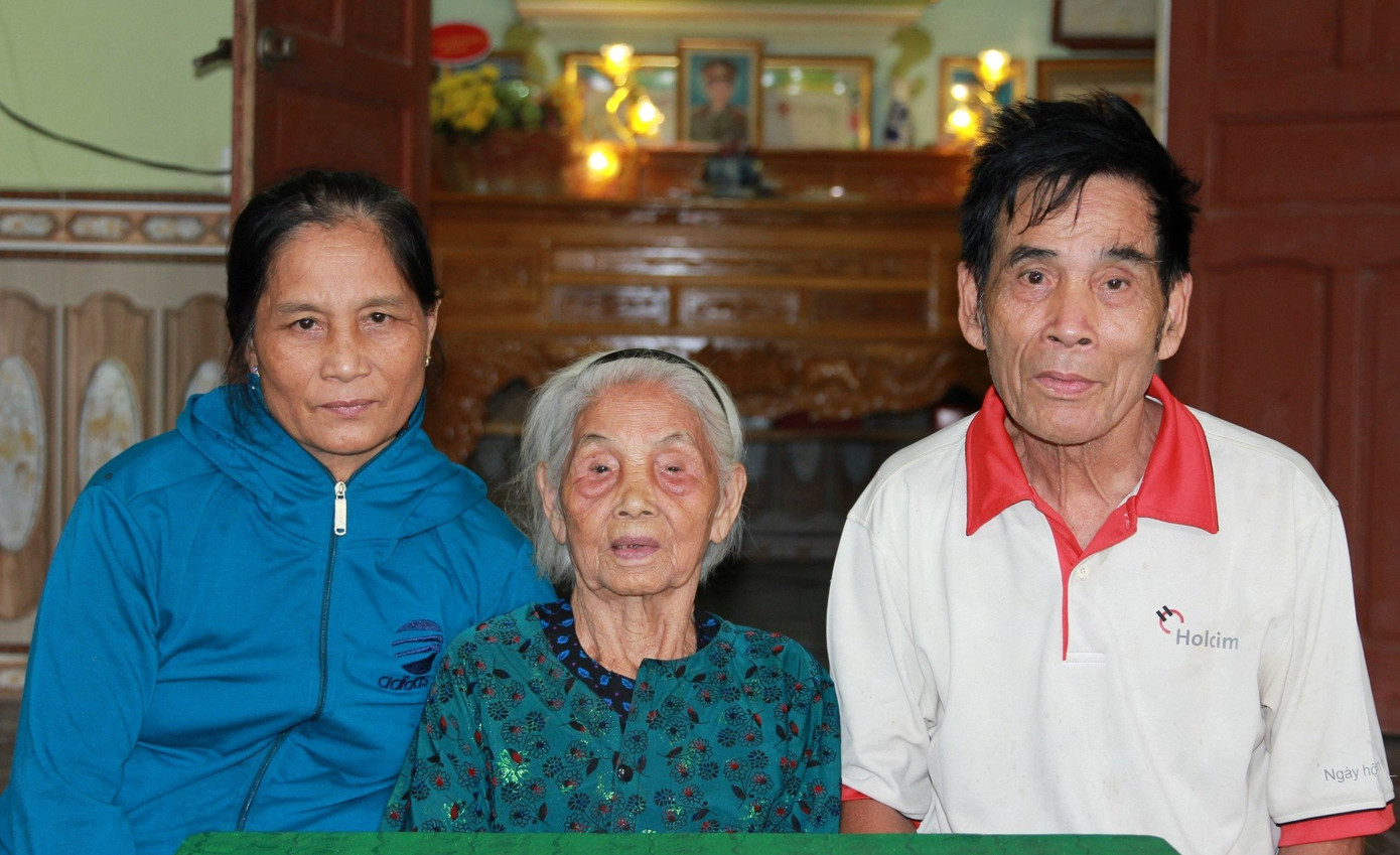 Mẹ Nguyễn Thị Năm hiện sống cùng vợ chồng con trai thứ hai