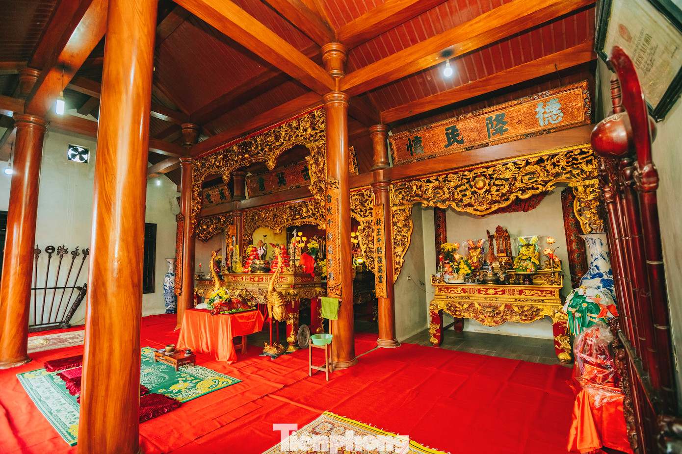 Làng Vạc là di chỉ khảo cổ học được các nhà khảo cổ học phát hiện và tiến hành khai quật qua các năm 1972, 1973, 1981 và 1990 với quy mô 20.000 m2. (Ảnh: Rạng Đông).