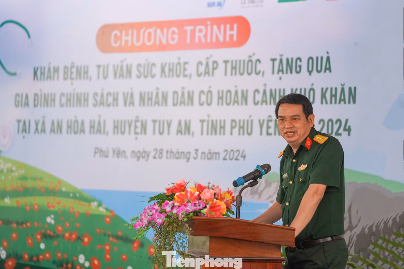 Thượng tá Bùi Đức Thành phát biểu tại chương trình.