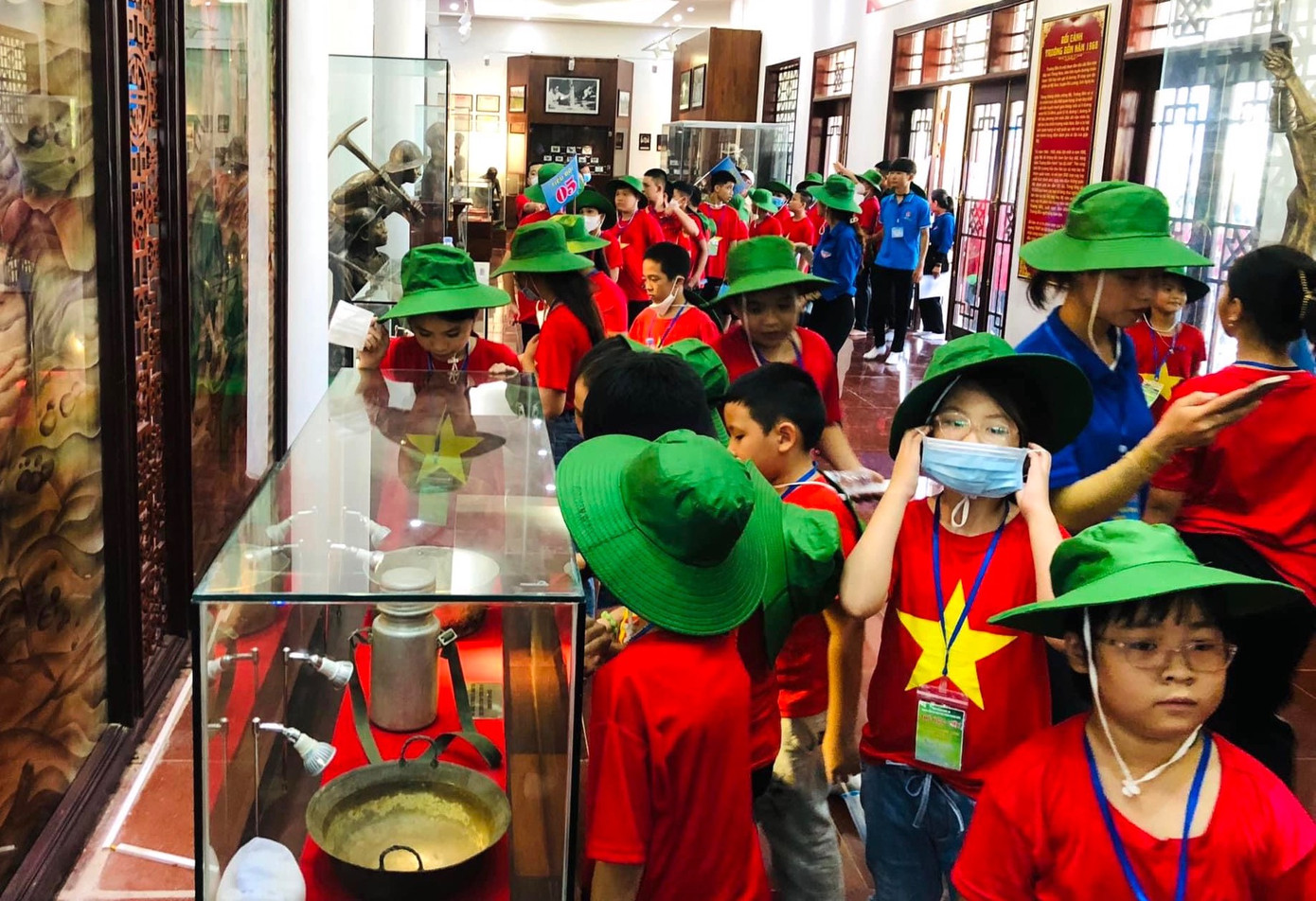 Mỗi năm, trại hè kỹ năng sống đều có sự đổi mới về nội dung; phát huy được ưu điểm của những khoá trước và nâng cao chất lượng, sáng tạo trong những khoá mới.