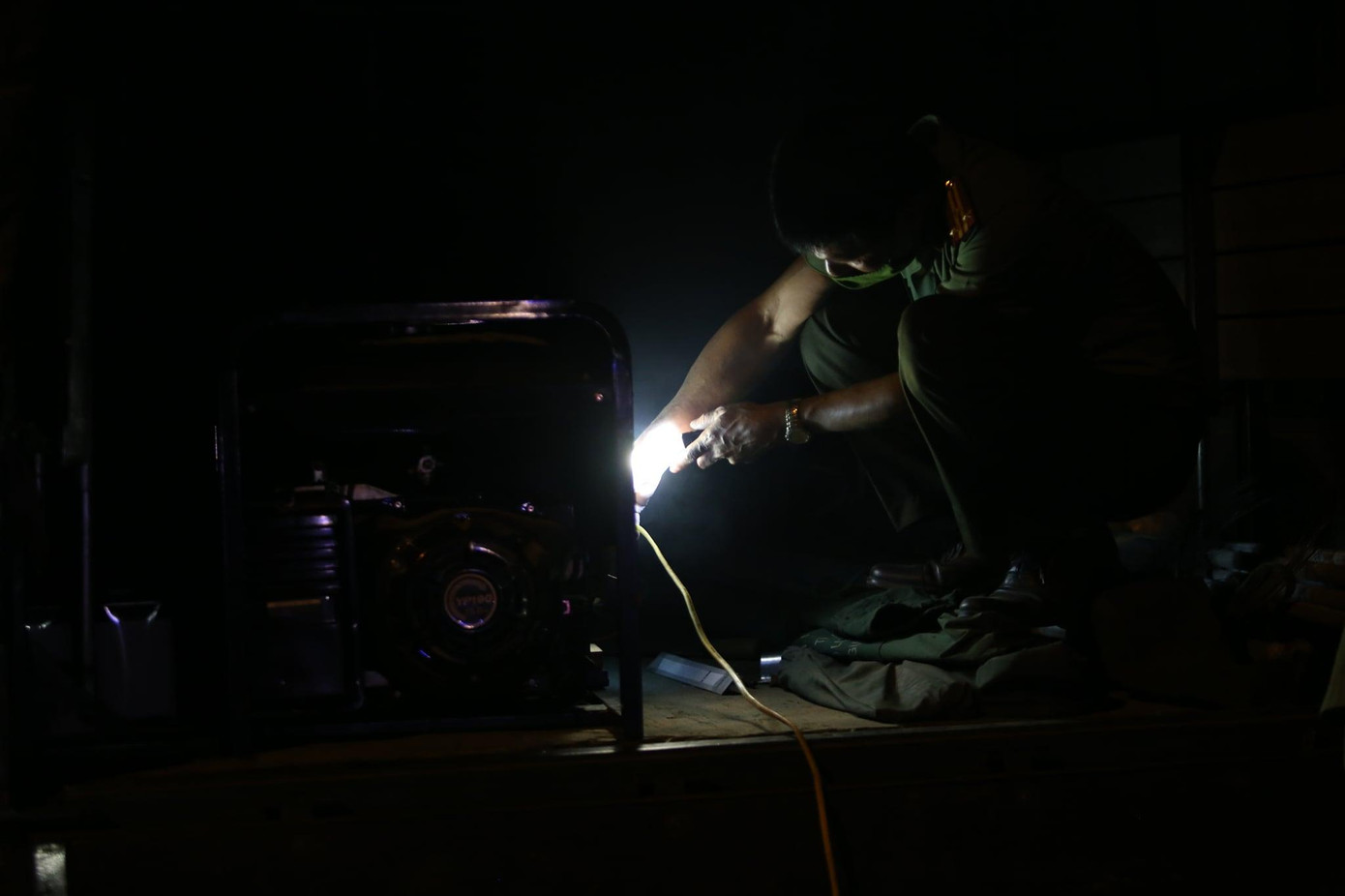 Chốt 6: Tại đường Quốc lộ 46 về phía Tây (Cầu Ma, xã Hưng Chính giáp ranh với thị trấn Hưng Nguyên, huyện Hưng Nguyên); Chốt 7: Đường 72m giao nhau với đường Ngô Đức Mai; Chốt 8: Đường Quốc lộ 46B (Cầu Chợ Già, địa phận giáp ranh giữa xã Hưng Đông với xã Hưng Tây, huyện Hưng Nguyên).