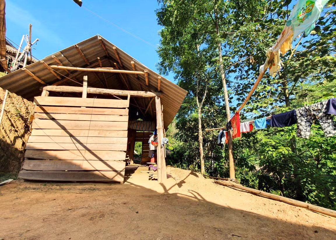 Căn nhà tạm bợ của 3 mẹ con chị H.