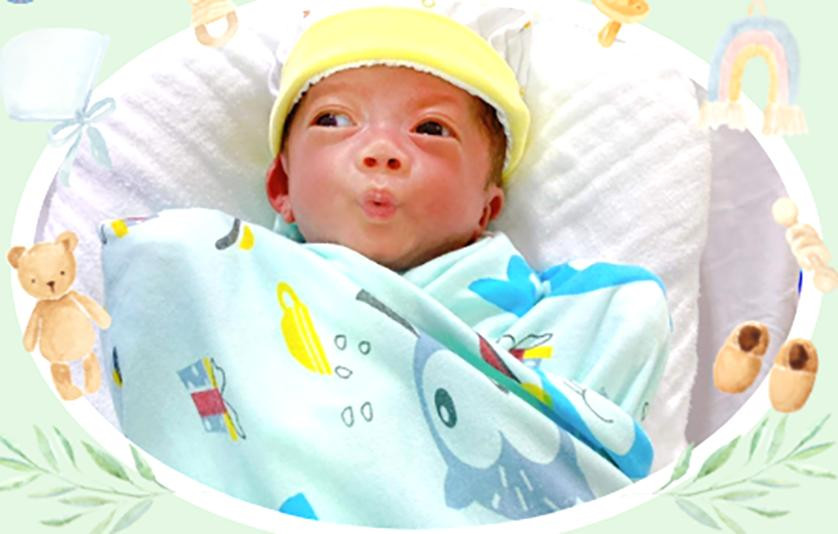 Bé trai sinh non 28 tuần nặng 600gram được xuất viện với cận nặng 1700gram