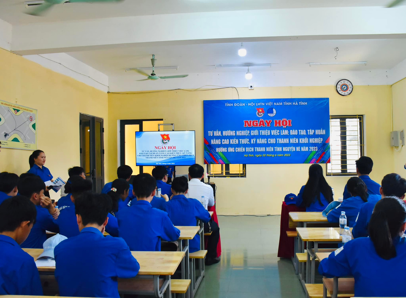 Các hoạt động hưởng ứng chiến dịch thanh niên tình nguyện hè 2023. Các hoạt động hưởng ứng chiến dịch thanh niên tình nguyện hè 2023.