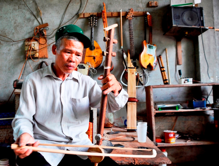 Với niềm đam mê nghệ thuật, ông Hưng mong muốn được truyền dạy nhạc cụ dân tộc cho thế hệ trẻ.