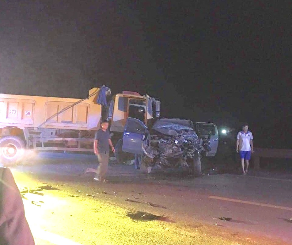 Hiện trường vụ tai nạn. Hiện trường vụ tai nạn.