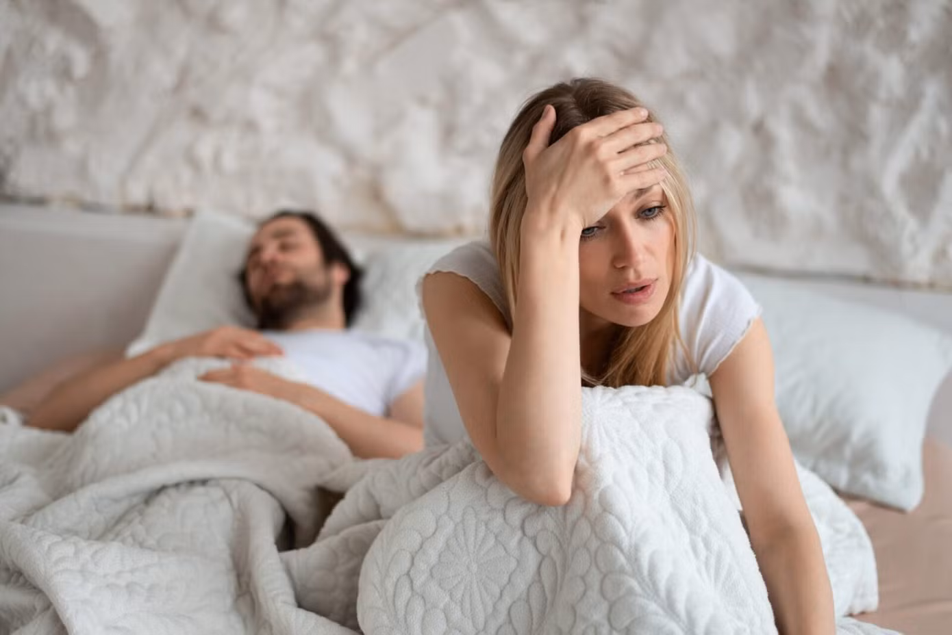 Stress, mệt mỏi, quá tải nghĩa vụ thường nhật, bệnh mạn tính, tác dụng phụ tân dược…1001 nghi phạm cắt giảm ham muốn gần gũi vợ chồng. Stress, mệt mỏi, quá tải nghĩa vụ thường nhật, bệnh mạn tính, tác dụng phụ tân dược…1001 nghi phạm cắt giảm ham muốn gần gũi vợ chồng.