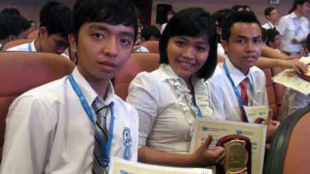 Các “SV 5 tốt” được tuyên dương. Các “SV 5 tốt” được tuyên dương