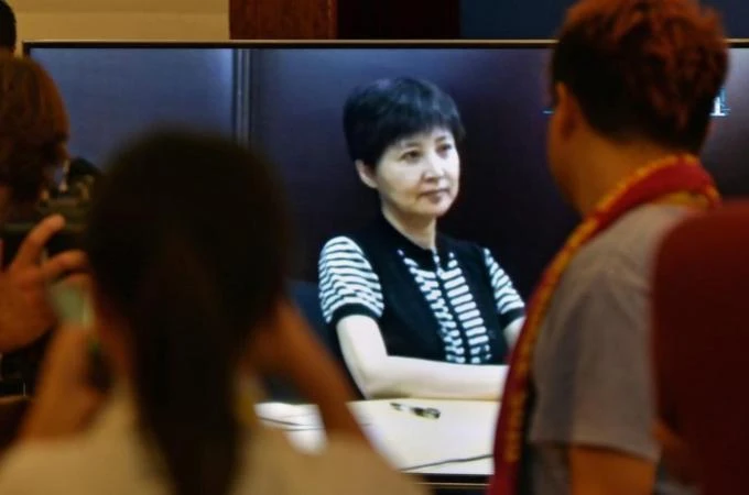 Phiên tòa xét xử ông Bạc Hy Lai trở nên gay cấn khi nhiều tình tiết liên quan đến tội tham ô, biển thủ công quỹ của ông Bạc liên quan đến vợ, bà Cốc Khai Lai 