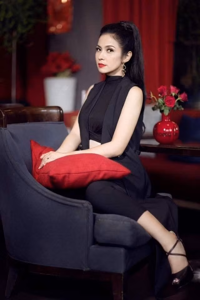 Việt Trinh trút bỏ được nhiều áp lực sau khi giải nghệ.