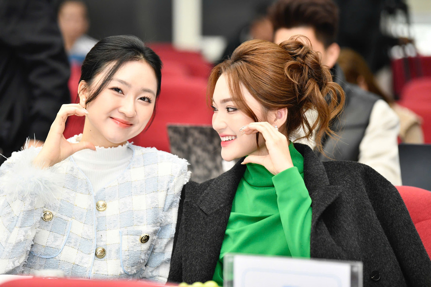 Ngày 20/2, T.Ư Đoàn, Quỹ Hỗ trợ Tài năng trẻ Việt Nam tổ chức họp báo Giải thưởng Gương mặt trẻ Việt Nam tiêu biểu năm 2024 tại Hà Nội. Tham dự sự kiện có Á khôi Kim Trà My, người đẹp Vũ Hương Giang, người đẹp Nguyễn Ngọc Nữ và người đẹp Phạm Giáng My.