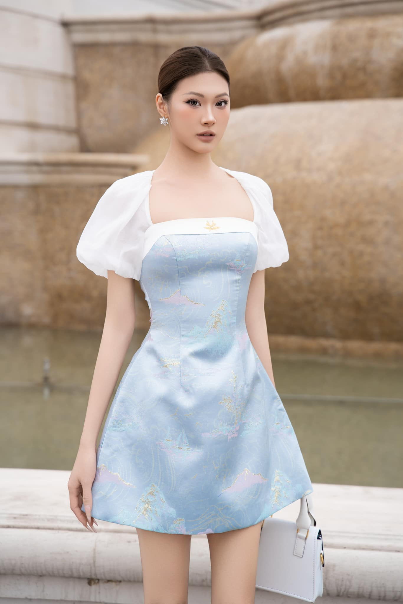 Với chiều cao 1,78 m, Thu Thảo đang là một trong những thí sinh cao nhất tại cuộc thi năm nay. Nhờ chiều cao ấn tượng và gương mặt cuốn hút, Thu Thảo đang theo đuổi sự nghiệp người mẫu và trình diễn cho nhiều thương hiệu, nhà thiết kế.