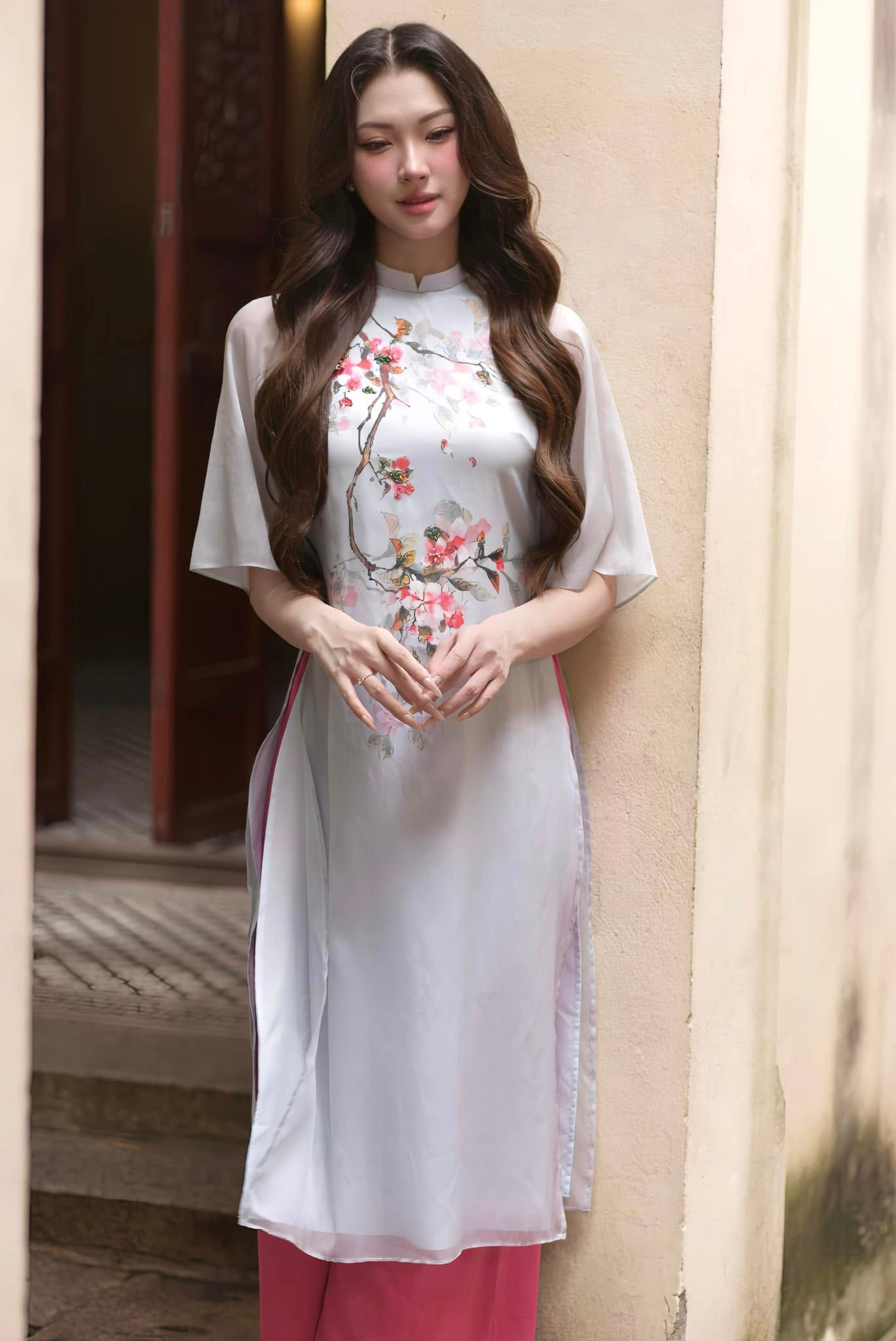 Trong vòng phỏng vấn kín, Thu Thảo được các giám khảo đặt câu hỏi về sở thích, tài năng cũng như kiến thức đời sống thường ngày. "Tôi cảm thấy đây là cơ hội quý giá để thể hiện bản thân và bày tỏ những suy nghĩ chân thành của mình", cô chia sẻ.