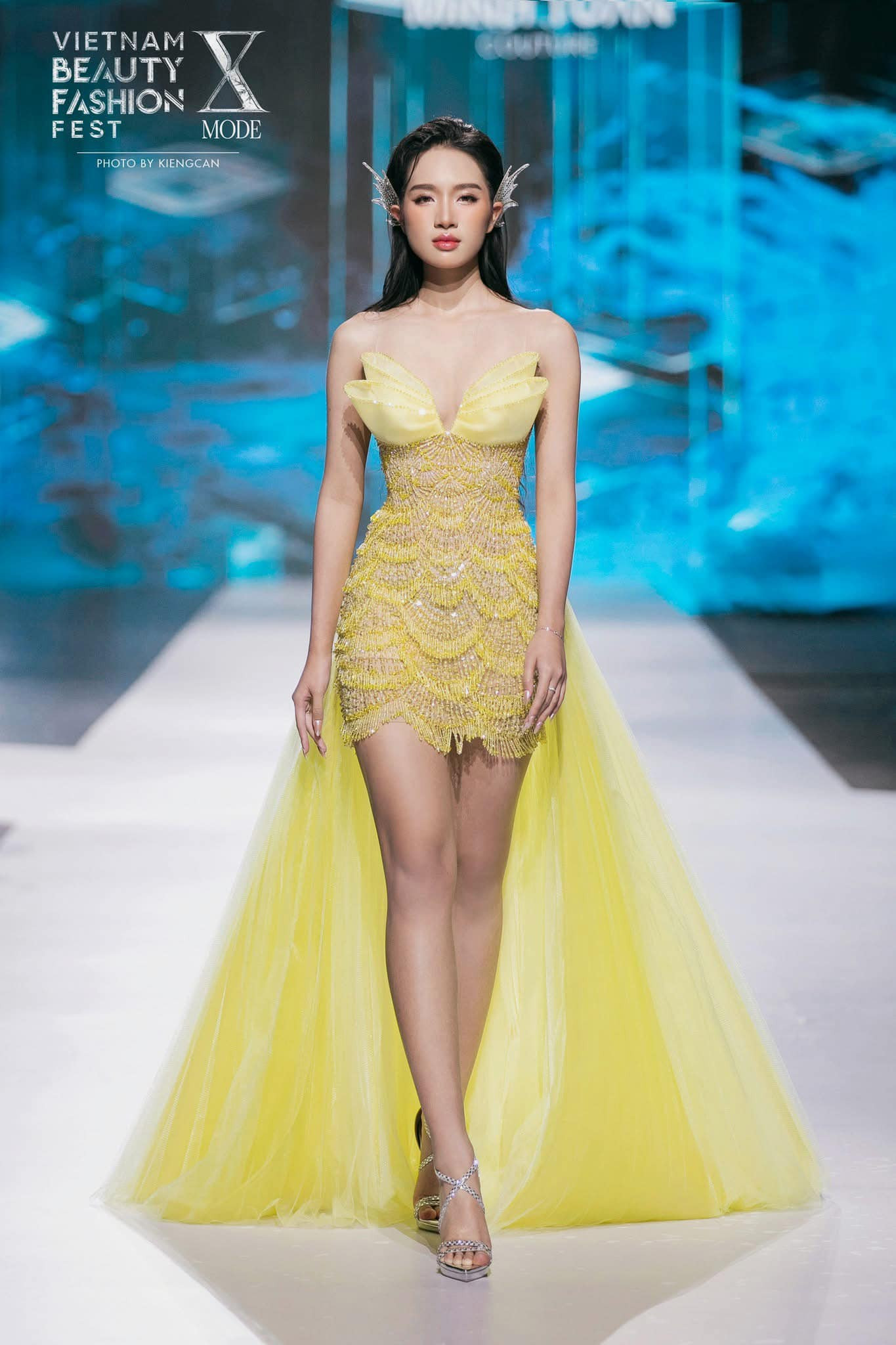 Sau vòng nhân trắc học, số đo của Giang Thanh không thay đổi so với trước đây quá nhiều. Cô cao 1,72 m, số đo ba vòng 82-64-93 cm.