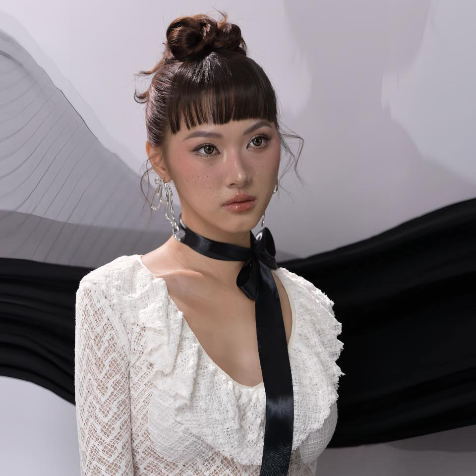 Thu Thảo cho biết mục tiêu của cô khi đến với Hoa hậu Việt Nam 2024 không chỉ là danh hiệu, mà còn là cơ hội để phát triển bản thân, học hỏi và lan tỏa những giá trị tốt đẹp đến cộng đồng.