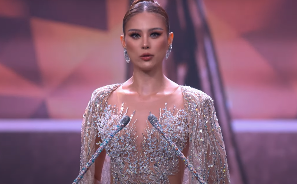 Phần thi ứng xử của người đẹp Chayathanus Suradatta. Phần thi ứng xử của người đẹp Chayathanus Suradatta.