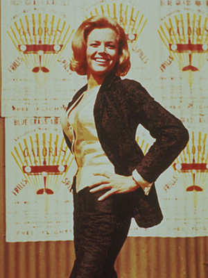 Honor Blackman - Bond girl trong phim "Goldfinger", năm 1964