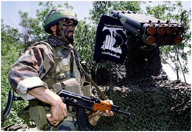 Chiến binh Hezbollah với dàn pháo phản lực. Chiến binh Hezbollah với dàn pháo phản lực