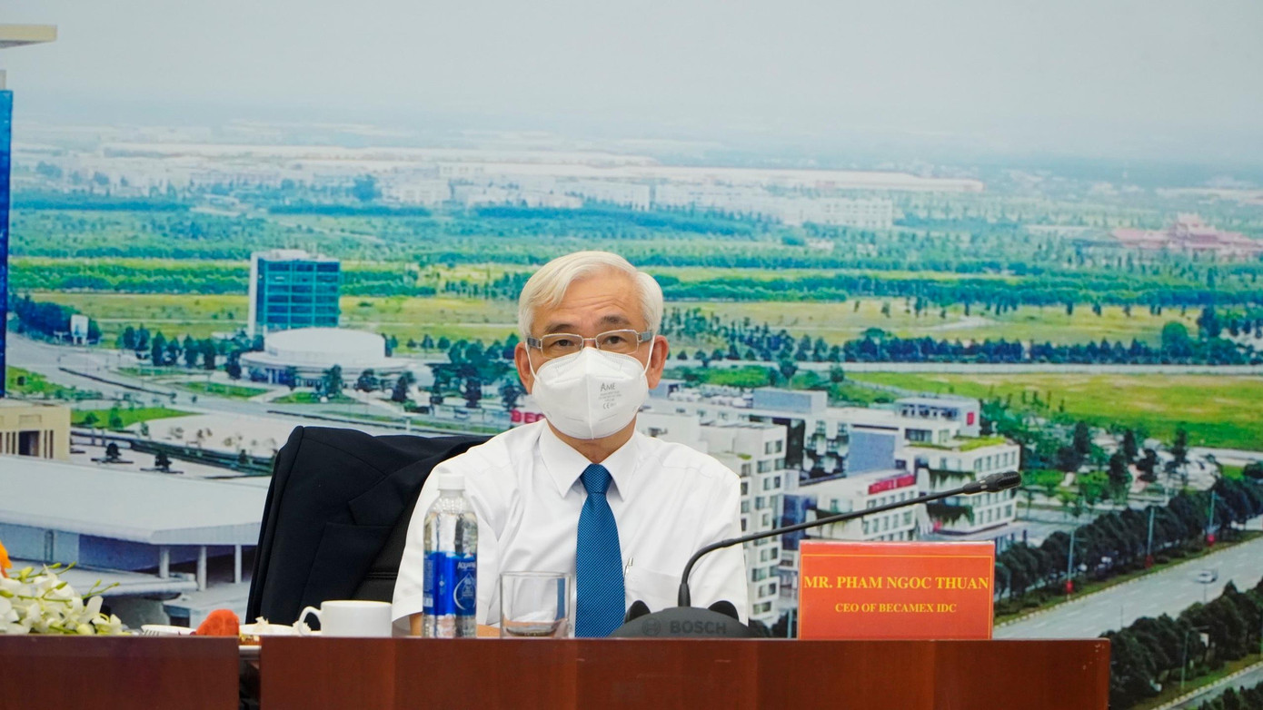 Lãnh đạo Becamex IDC phát biểu.